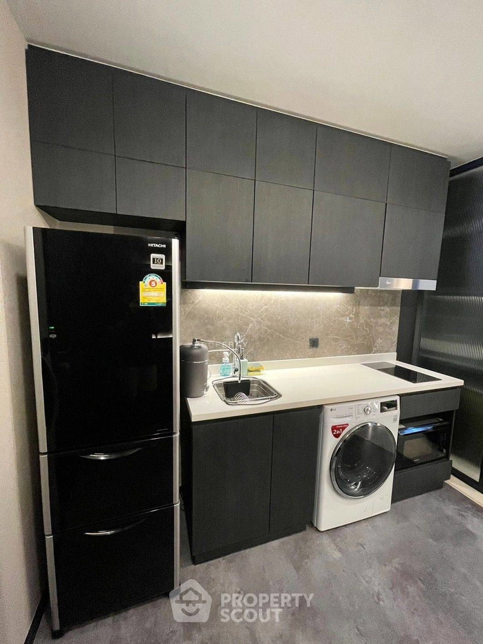 picture High-Floor 2-BR 45 Sqm At Life One Wireless, BTS Phloen Chit (ID 2744089) - 2/21