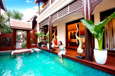 Houses for rent Rama 4 Road : House for Rent, Ekkamai with Private Pool