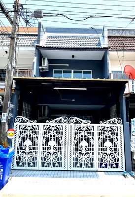 เช่าทาวน์โฮม นวมินทร์ 32 : 🏡✨ FOR RENT ทาวน์โฮม 2 ชั้น หมู่บ้านคลองจั่นวิลล่า 1 (นวมินทร์ 32) 3 ห้องนอน 2 ห้องน้ำ บ้านสภาพดี ฟังก์ชันครบ เฟอร์ + เครื่องใช้ไฟฟ้าพร้อม