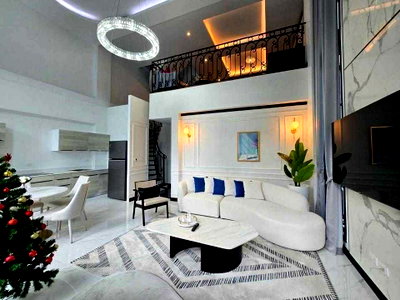 Houses for rent DONKI Mall Thonglor   : LTHC15072 -🐾🏡 Pet-Friendly House for Rent | Phra Khanong | Perfect Home for You & Your Pets | Near BTS Phra Khanong | 165,000 THB/Month 