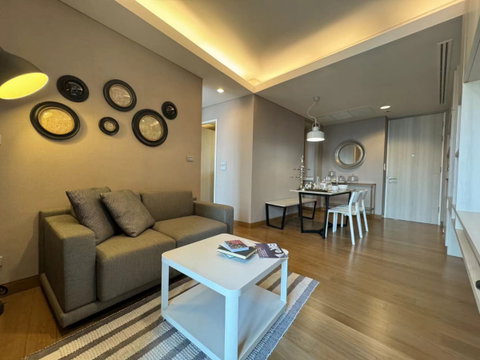 ✨Condo for Rent : The Lumpini 24 (AP-02) ( line : @condo91 )