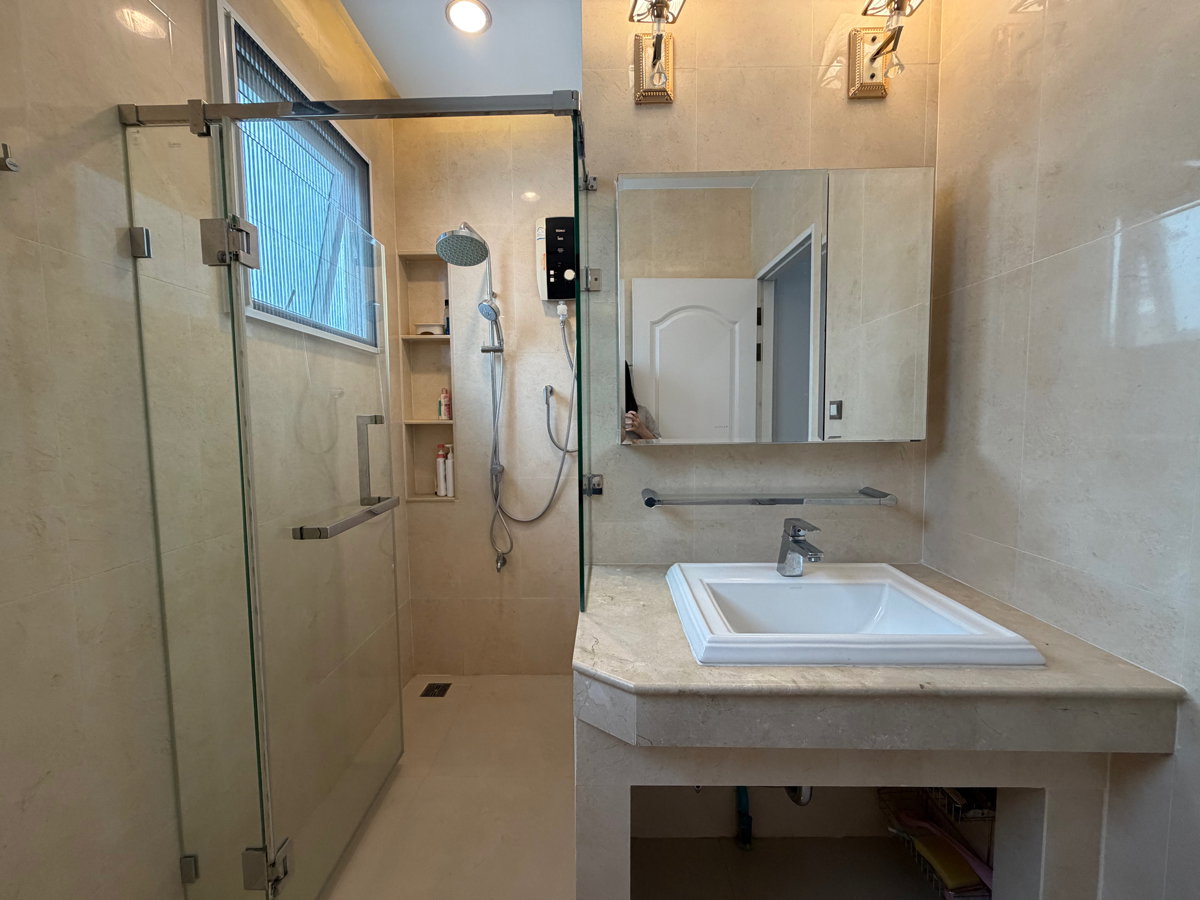 รูป ให้เช่า The Palazzo ราษฎร์บูรณะ บ้านหรู หลังใหญ่ 5 นอน 270,000/เดือน - รูปที่ 50/53