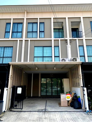 เช่าทาวน์โฮม ถนนกรุงเทพ-ชลบุรี มอเตอร์เวย์ : 🏡✨ ทาวน์โฮม 3 ชั้น ให้เช่า “พาทิโอ ศรีนครินทร์ – พระราม 9” 3 ห้องนอน 3 ห้องน้ำ บ้านสวย พร้อมเฟอร์ + เครื่องใช้ไฟฟ้าครบ #รับต่างชาติ