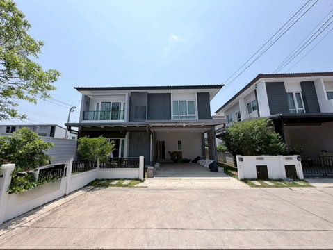 ขายบ้านเดี่ยวหรู พร้อมอยู่ โครงการ CENTRO Pracha Uthit 90 ทำเลศักยภาพ เชื่อมต่อเมืองสะดวก