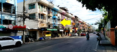เช่าอาคารพาณิชย์ ถนนสุทธิสารวินิจฉัย : ให้เช่าเฉพาะชั้น 1 อาคารพาณิชย์ หน้าโรงเรียนจันทร์หุ่น ถนนประชาราษฎร์บำเพ็ญ หน้าอาคารจอดรถได้ 