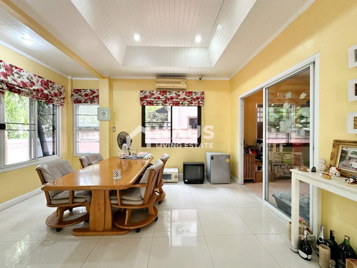 picture Pathawee Kan / 3 Bedrooms #HCWT023 - 26/32