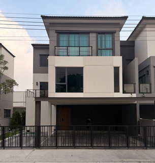 รูปภาพ PET FRINDLY HOUS The Edition Bangna Phase 2 Ready to move in 📍 Prime location behind Mega Bangna (Same soi as Centro & City 3)