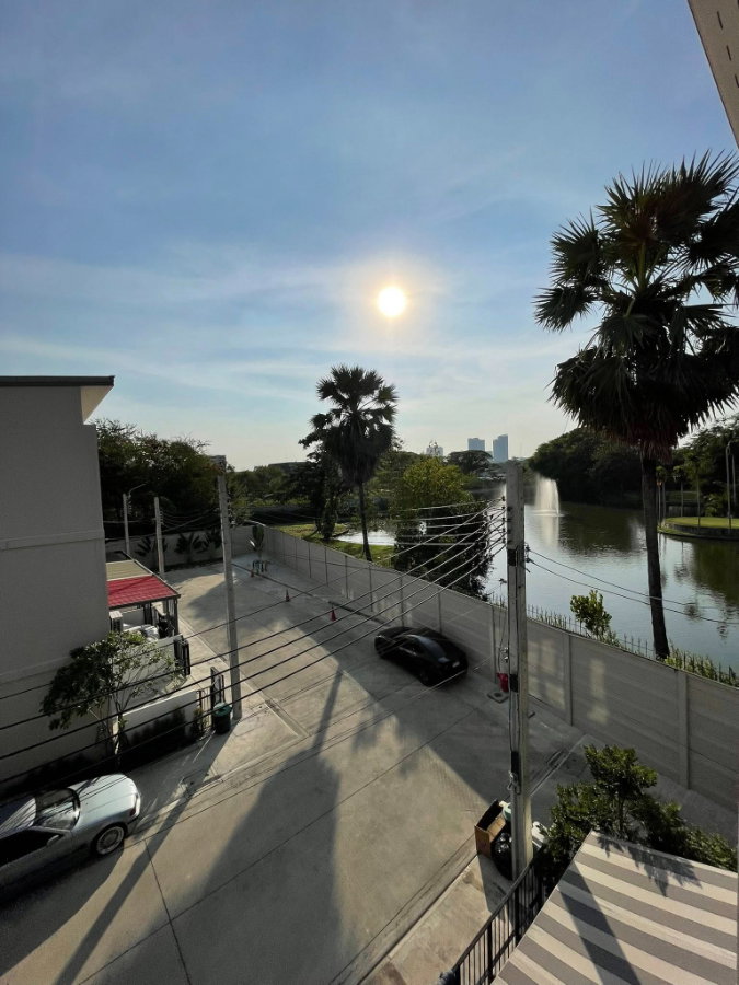 รูป 📢 ให้เช่าทาวน์โฮม 3 ชั้น Patio ศรีนครินทร์-พระราม9 (กรุงเทพกรีฑา) - รูปที่ 32/32