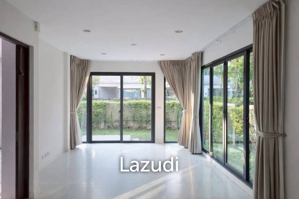รูป 4 bed 4 bath Townhouse 3 parking The Sonne Srinakarin-Bangna - รูปที่ 3/16