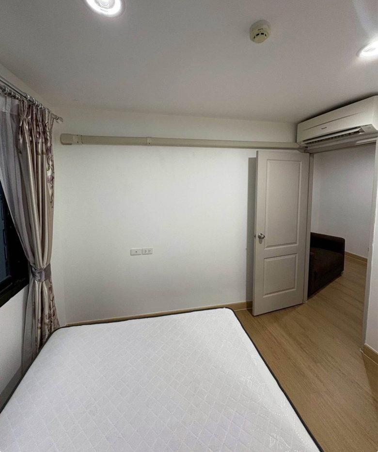 picture B - Loft Sukhumvit                  115  - 3/13