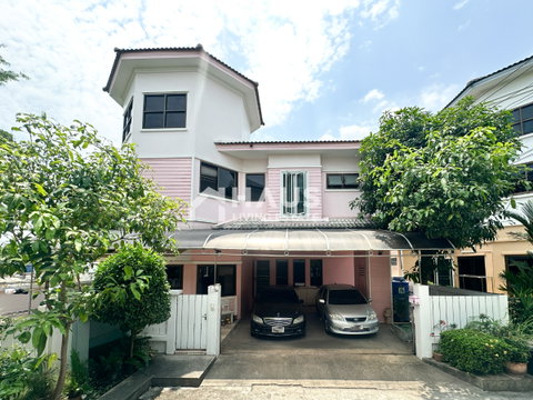 Pathawee Kan / 3 Bedrooms #HCWT023