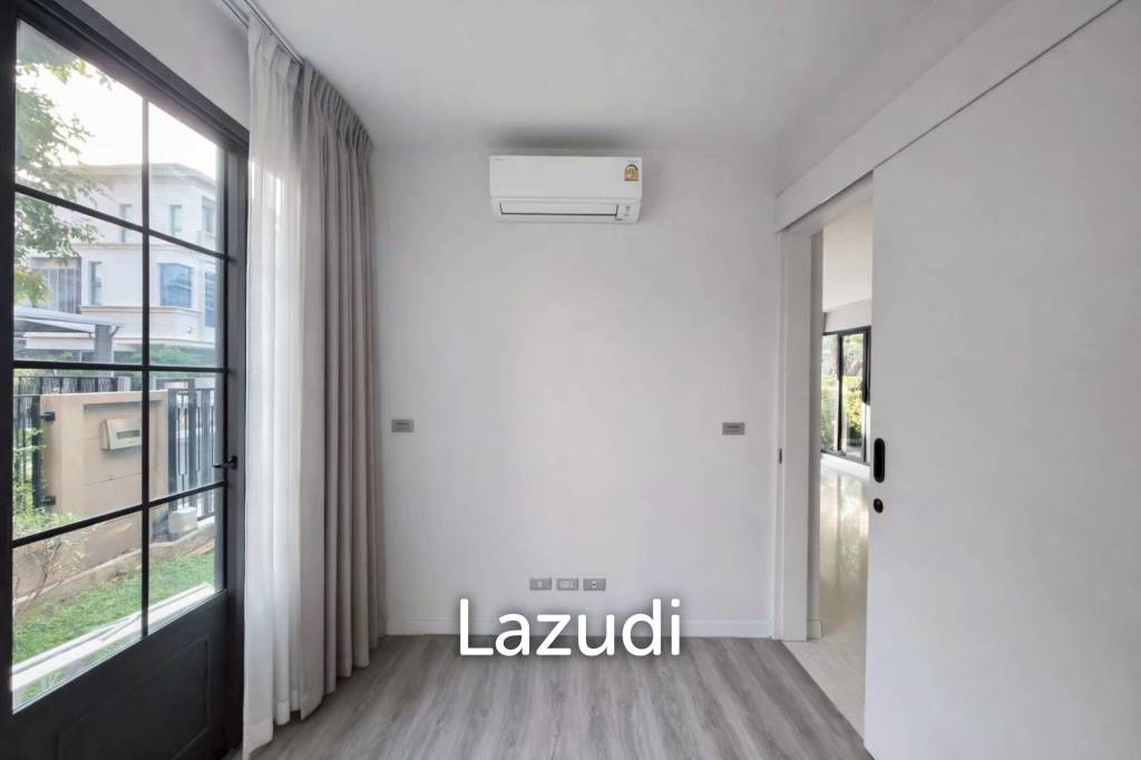 รูป 4 bed 4 bath Townhouse 3 parking The Sonne Srinakarin-Bangna - รูปที่ 13/16