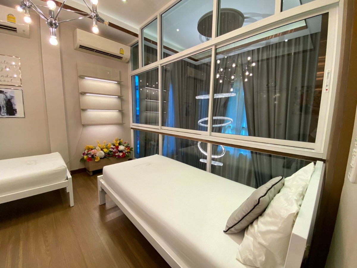 รูป บ้านเดี่ยว 8 ห้องนอน 6 ห้องน้ำ พร้อมอยู่ ย่านพัฒนาการ - รูปที่ 10/22