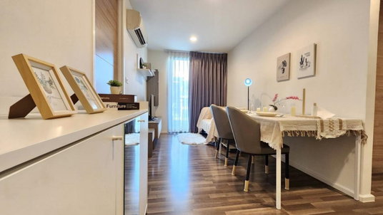 รูปภาพ ให้ เช่าคอนโด Living Nest Ramkhamhaeng (ลีฟวิ่ง เนสท์ รามคำแหง) ห้องใหญ่ 47 ตร.ม. วิวสระน้ำสวยมาก
