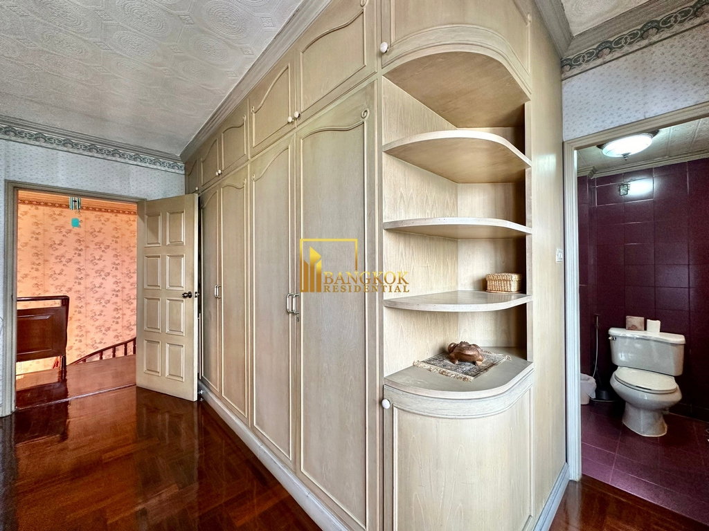 รูป Fifty Fifth Tower | Exquisite 4 Bed Duplex Penthouse in Thonglor - BR16730CD - รูปที่ 35/40