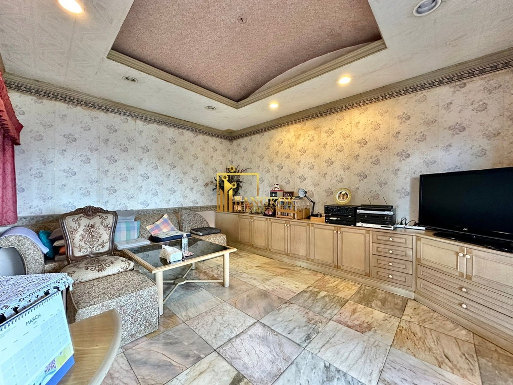 รูป Fifty Fifth Tower | Exquisite 4 Bed Duplex Penthouse in Thonglor - BR16730CD - รูปที่ 9/40
