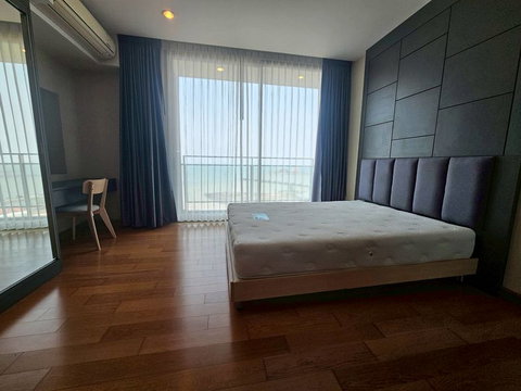 คอนโดหรูริมทะเล Marina Bayfront ศรีราชา วิวทะเล พร้อมอยู่ 