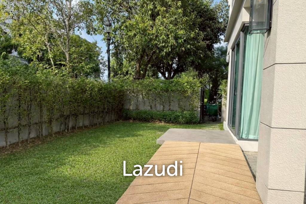 รูป 4 bed 4 bath Townhouse 3 parking The Sonne Srinakarin-Bangna - รูปที่ 2/16