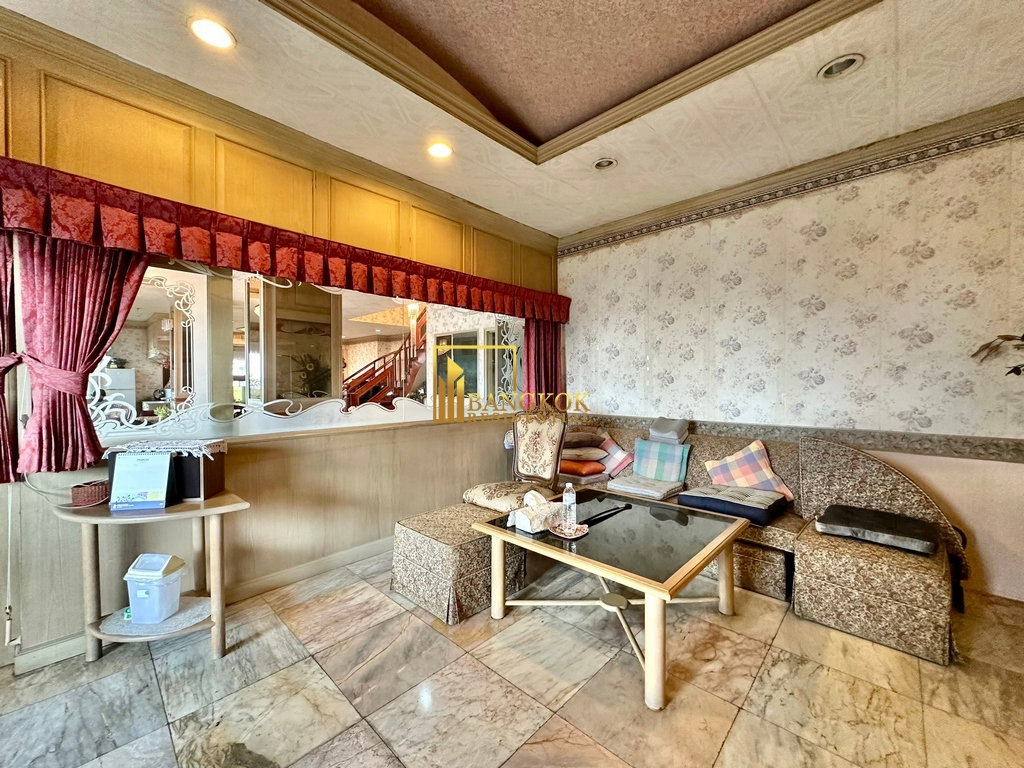 รูป Fifty Fifth Tower | Exquisite 4 Bed Duplex Penthouse in Thonglor - BR16730CD - รูปที่ 10/40
