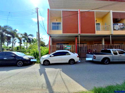 Townhouses for sale : TOWN HOUSE 21.8 Sq.w. Muang Songkhla Songkhla for 2.1M