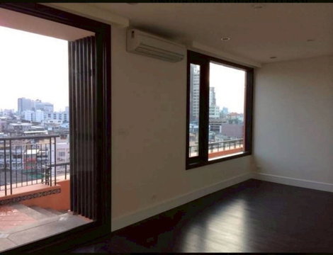 LTH15111 -; Spacious Condo Prime Location for Sale Asoke | City Lifestyle Best Value | Near BTS Asoke | 27 MB