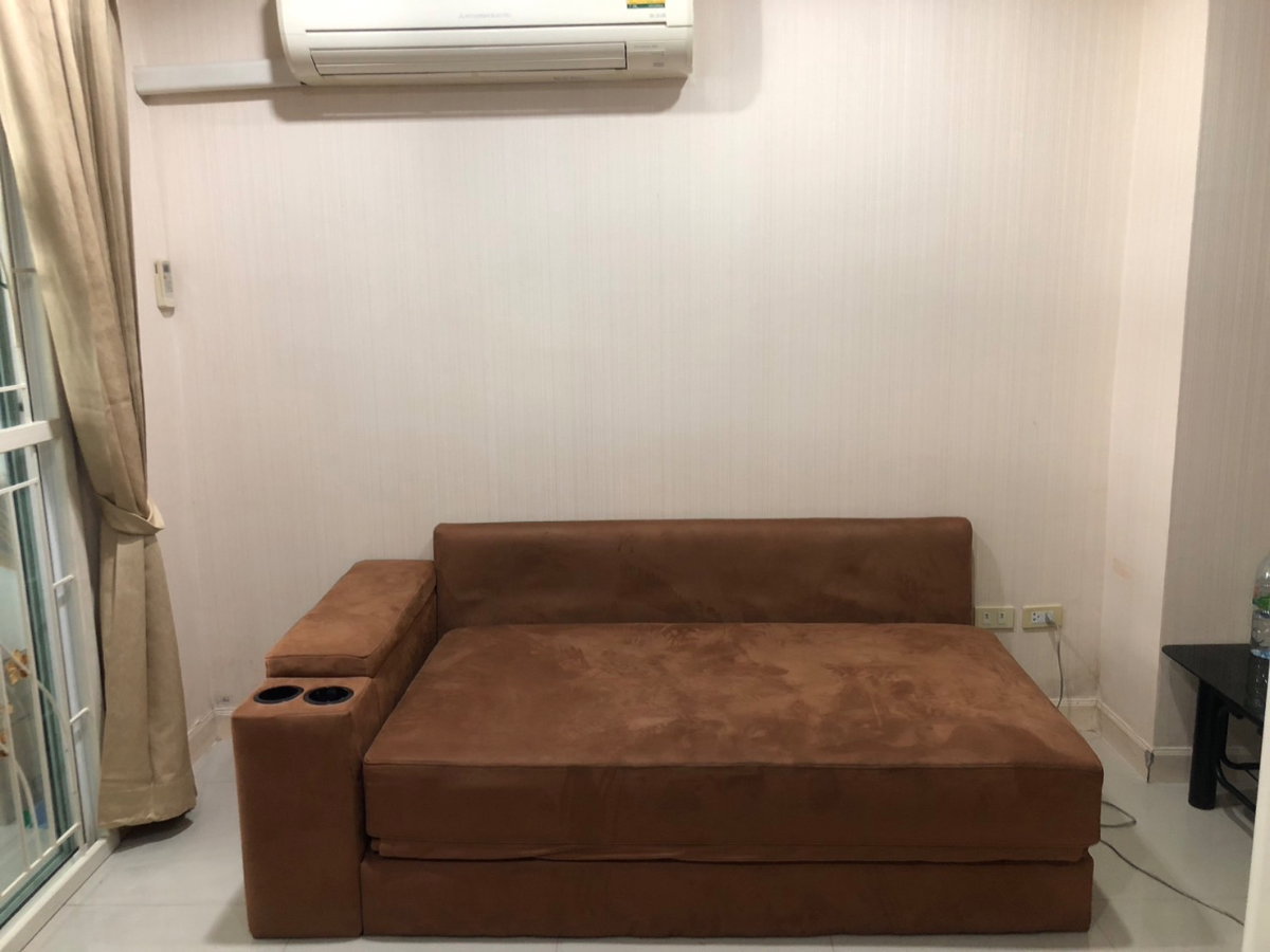 picture Townhouse for sale Ramintra area, close to BTS and Fashion Island shopping center  - 11/13