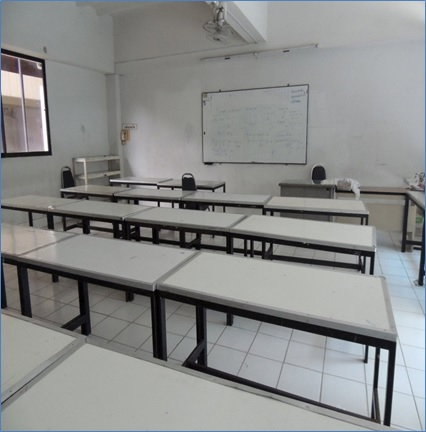 รูป ขายที่ดินพร้อมสิ่งปลูกสร้างเป็นอาคารเรียน และเครื่องใช้สำนักงาน - รูปที่ 8/10