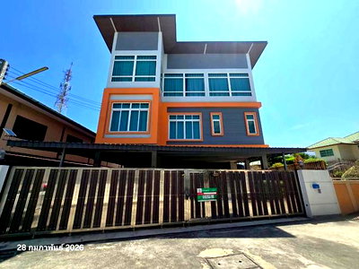 Houses for sale : HOME 100 Sq.w. Muang Chai Nat Chainat for 11.2M