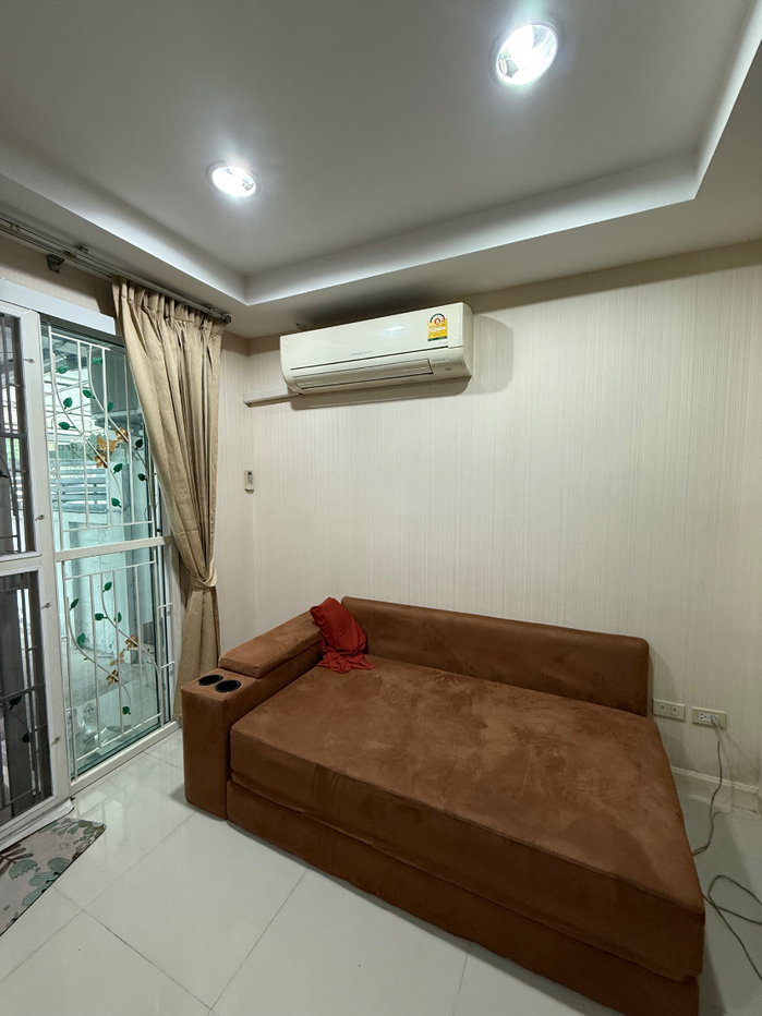 picture Townhouse for sale Ramintra area, close to BTS and Fashion Island shopping center  - 8/13