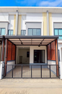ขายด่วน ทาวน์เฮ้าส์ 2 ชั้น 22 ตร.ว. โครงการเดอะ ธาม 2 อ่อนนุช–มอเตอร์เวย์ ใกล้สนามบินสุวรรณภูมิ