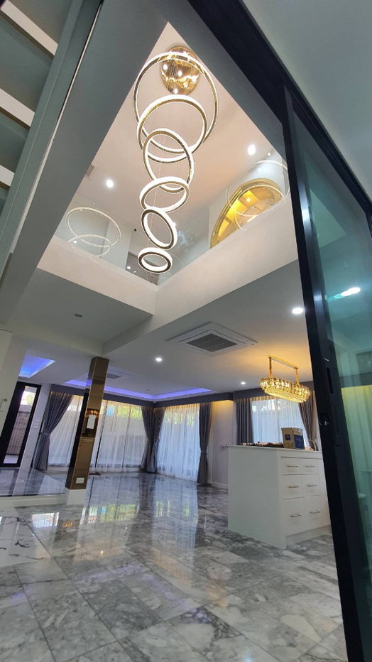 รูป ให้เช่าบ้านเดี่ยวหลังใหญ่ ซอยรัชดา 32 ( 5 ห้องนอน พร้อมเฟอร์นิเจอร์ ) ตกแต่งModern - รูปที่ 5/16