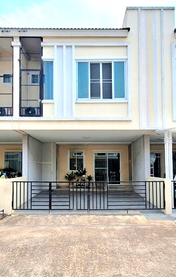 Townhouses for sale Electricity Authority District 1 Chiang Mai : 🏡 Townhome for sale in Diya Valley Saraphi project. 21 sq.wa. 3 bedrooms, 3 bathrooms. Includes furniture and appliances. Price: 2,000,000 baht.