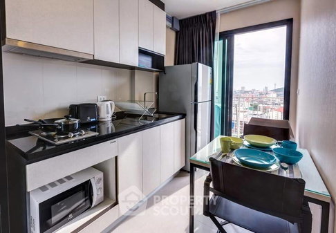 19th-Floor 1-BR Condo For Sale At The Base Central Pattaya (ID 2136870)