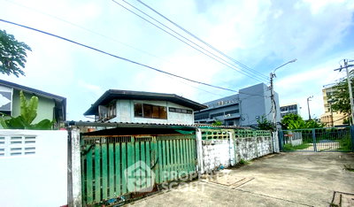 ที่ดิน โรงเรียนเซนต์แอนดรูส์อินเตอร์เนชันแนล กรุงเทพ : ขายที่ดิน ซอยสุขุมวิท คลองตันเหนือ วัฒนา กรุงเทพ ใกล้ ARL รามคำแหง (ID 2678557)
