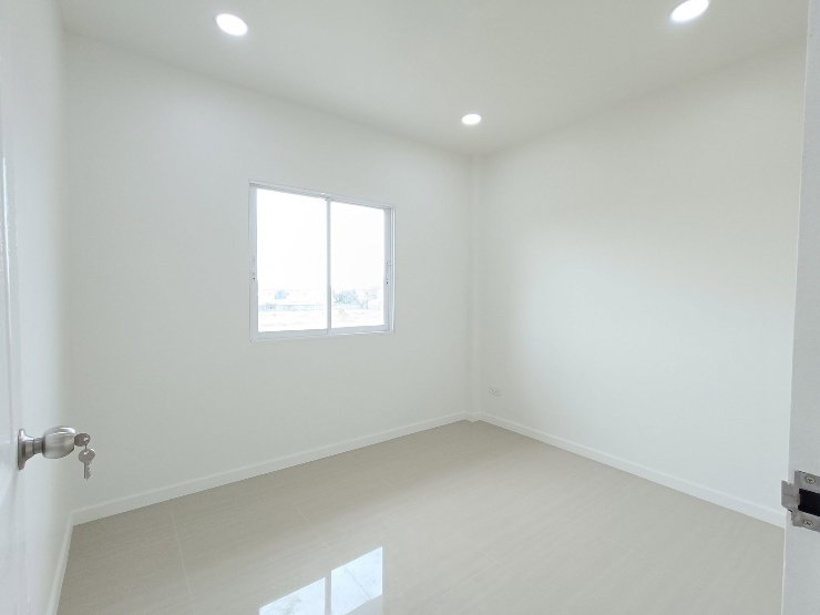 รูป ลำลูกกาคลอง 3 ปทุมธานี หมู่บ้านวราภิรมย์ 2 นัดชมบ้าน 085-318-6868 คุณวา - รูปที่ 21/23