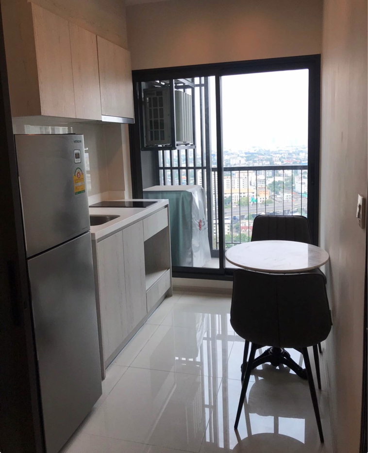picture Life Sukhumvit                  48  - 6/9