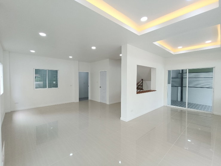 รูป ลำลูกกาคลอง 3 ปทุมธานี หมู่บ้านวราภิรมย์ 2 นัดชมบ้าน 085-318-6868 คุณวา - รูปที่ 6/23