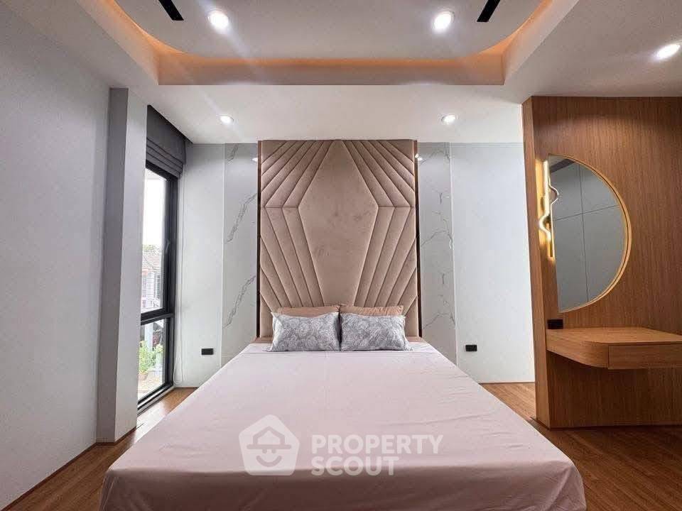 รูป ขายวิลล่า 3 ห้องนอน พื้นที่ 320 ตร.ม. ใน พง อำเภอบางละมุง ชลบุรี (ID 2827536) - รูปที่ 6/10