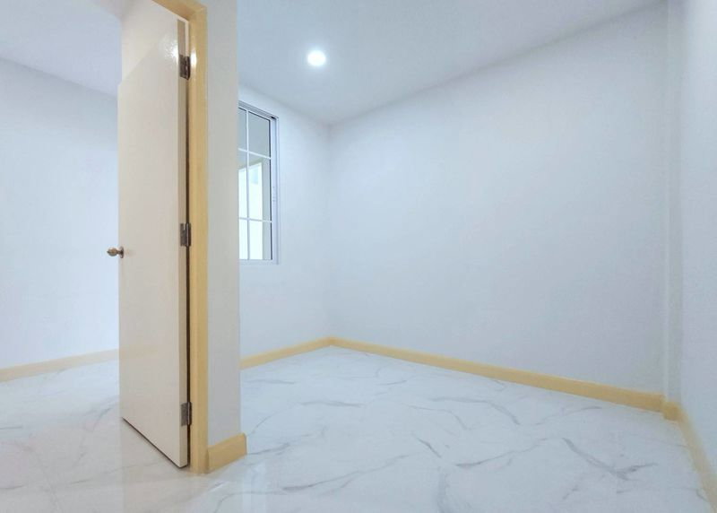 รูป 🏠 ขายทาวน์เฮ้าส์ทำเลทอง! หมู่บ้านนันทิชา 1 ไทรน้อย (ซอย 4) 🏠 - รูปที่ 7/11