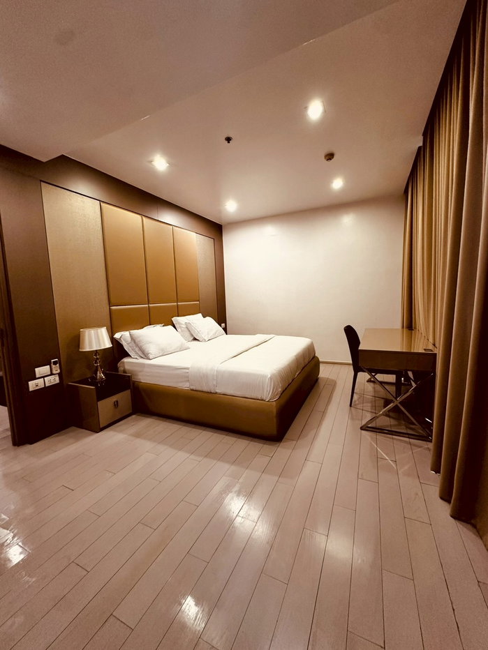 รูป 🛋️💗Noble Ploenchit💗มีลิฟท์ส่วนตัว🛋️  2 ห้องนอน 100 ตร.ม เฟอร์นิเจอร์ครบพร้อมอยู่🔥🔥 ID LINE: @471ovhib 📲 - รูปที่ 12/43