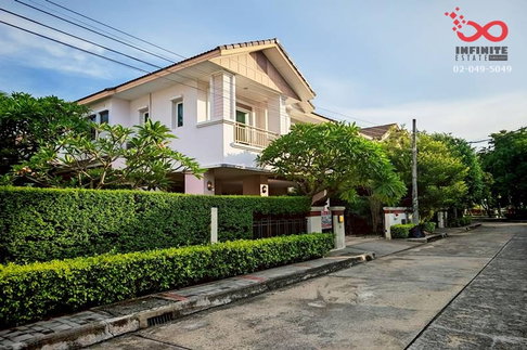 ขายบ้านเดี่ยว ถนนเสรีไทย ม.เศรษฐสิริ วงแหวน-สุขาภิบาล2  2 ชั้น 81.2 ตรว.
