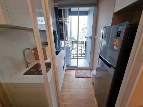เช่าคอนโด The Saint Residences/เดอะ เซนต์ เรสซิเดนซ์ (C6904050) ID Line : @condo44
