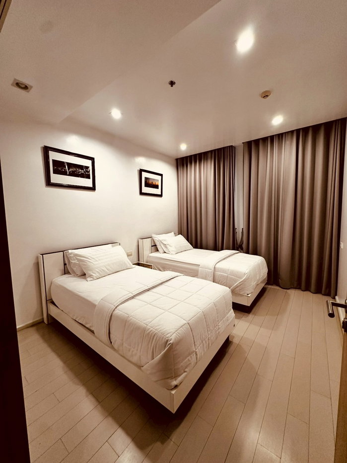 รูป 🛋️💗Noble Ploenchit💗มีลิฟท์ส่วนตัว🛋️  2 ห้องนอน 100 ตร.ม เฟอร์นิเจอร์ครบพร้อมอยู่🔥🔥 ID LINE: @471ovhib 📲 - รูปที่ 35/43