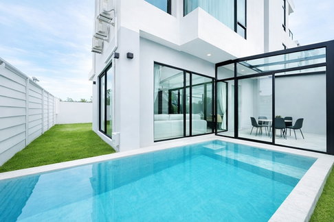 Pool Villa 3ชั้น ใกล้ ARL ลาดกระบัง 900ม. ฟังก์ชันครบครัน 3-4นอน 4 น้ำ อ่อนนุช สุขุมวิท77 60 ตร.วา. 240 ตร.ม ระดับพรีเมียม