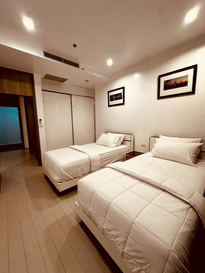 รูป 🛋️💗Noble Ploenchit💗มีลิฟท์ส่วนตัว🛋️  2 ห้องนอน 100 ตร.ม เฟอร์นิเจอร์ครบพร้อมอยู่🔥🔥 ID LINE: @471ovhib 📲 - รูปที่ 28/43