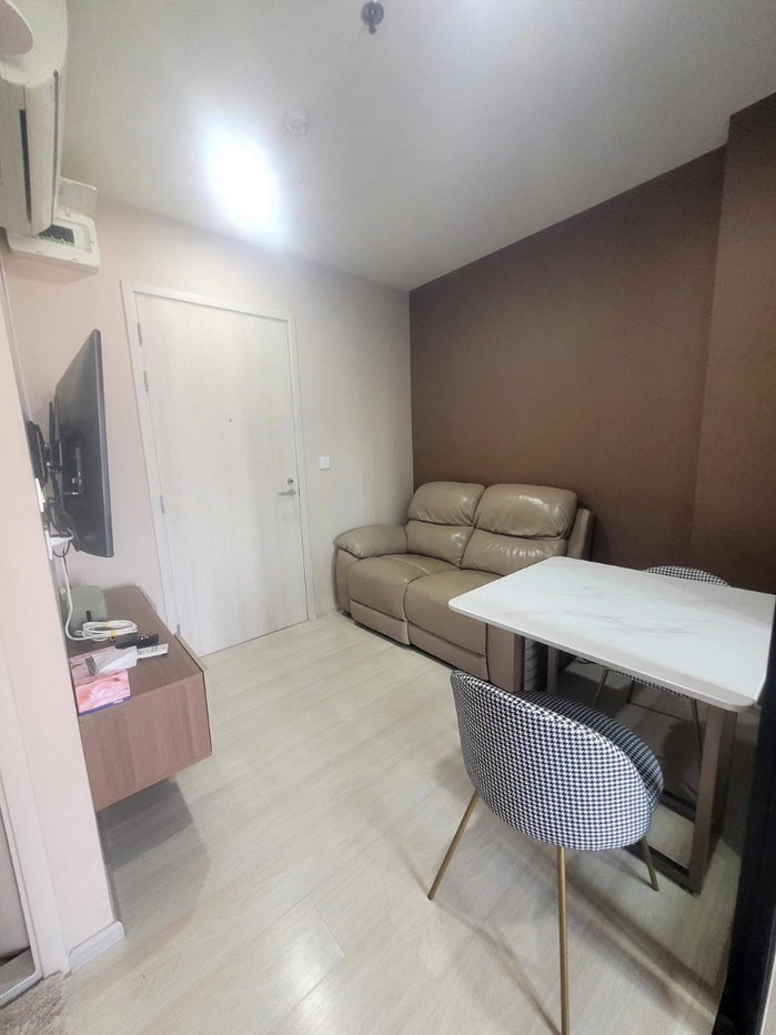 picture Life                      Asoke - 2/8