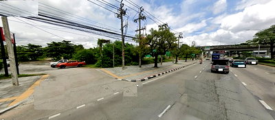 Land for rent Min Buri : Prime land for rent in Ramkhamhaeng, Ramintra, Min Buri area, Close to 2 MRT lines (Orange and Pink lines) 10 rai 3 ngan 8.0 square wa.