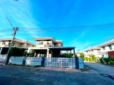 Houses for sale : Urgent! Single house for sale, Life in the Garden, Suan Suea – Sriracha. Great value!
