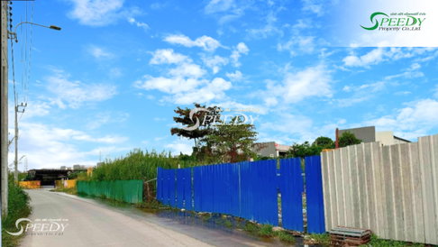 Land for sale, over 400 sq.m , near Mega Bangna, Bang Phli Yai. Convenient transportation. Price reduced!!