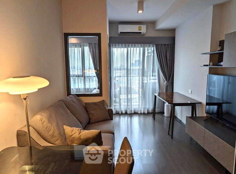 Well-Priced 1-BR 36 Sqm Condo, Ideo Phaholyothin Chatuchak Near BTS Saphan Khwai (ID 1952482)